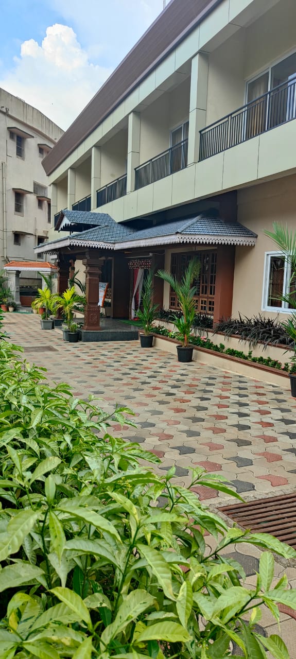 room gallery Hotel Parijatha Inn